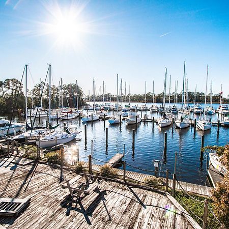 Waterwood Townhouses New Bern Extérieur photo